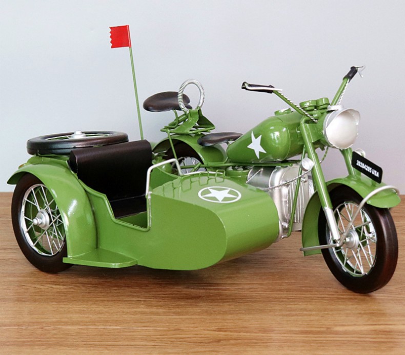 激レア！三輪車のオートバイモデル　レトロ鉄製品　かっこいい置物