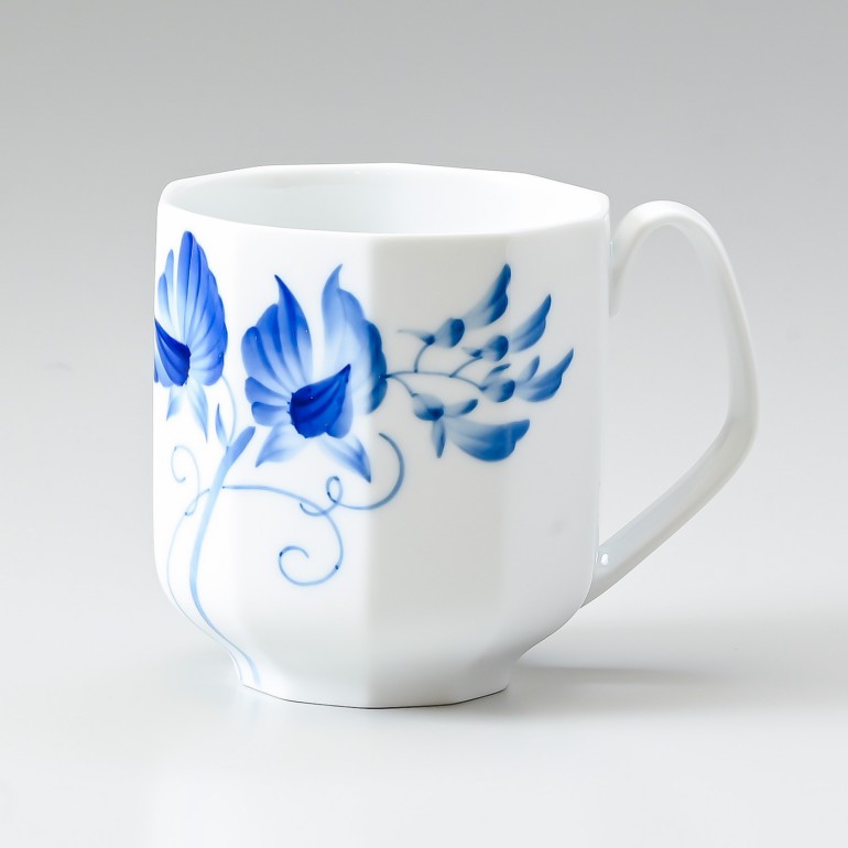 楽天市場 ロイヤルコペンハーゲン ブロムスト カメリア マグカップ 330ml イニシャル 名入れ可有料 Alevel エイレベル