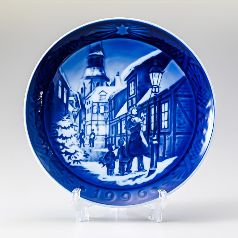 楽天市場】ロイヤルコペンハーゲン イヤープレート 1966年 昭和41年 皿