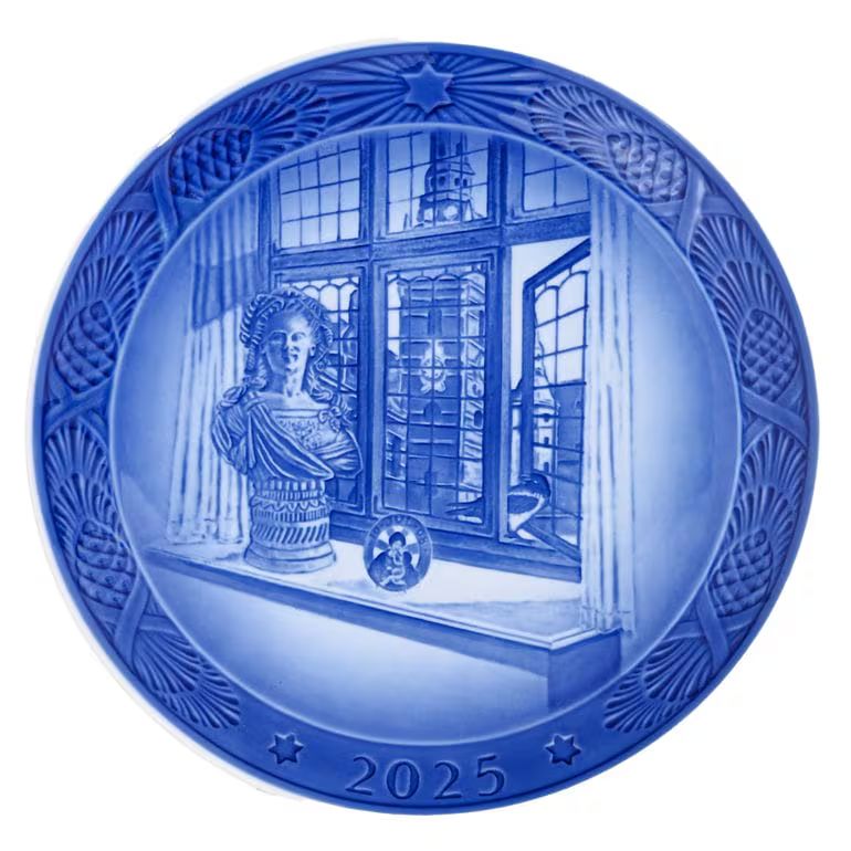 楽天市場】【名入れ可有料】ロイヤルコペンハーゲン イヤープレート