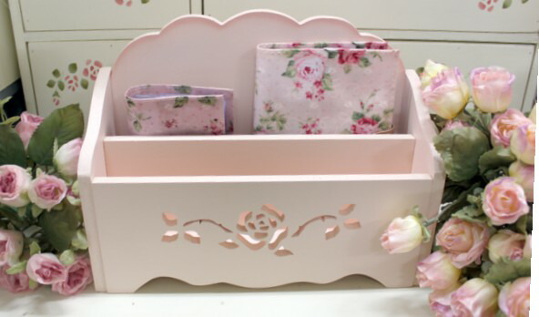 楽天市場】マニーローズタイルのブレッドケース【アリスの時間