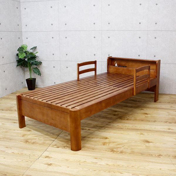 ベッド 寝具 幅102cm シングル ブラウン 木製 耐荷重700kg 手すり 宮付き 高さ調整3段 2口コンセント 耐荷重ベッド ベッドルーム【代引不可】|aline