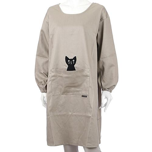Atsuko Matano かつらぎのひょっこり黒猫 背ボタン型かっぽう着 ベージュ カラー:ベージュ