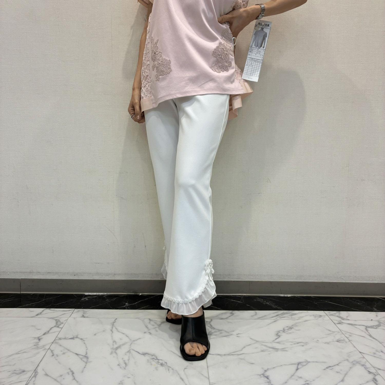 Super Beauty 裾シフォンフリル&花モチーフ付パンツ ホワイト 40