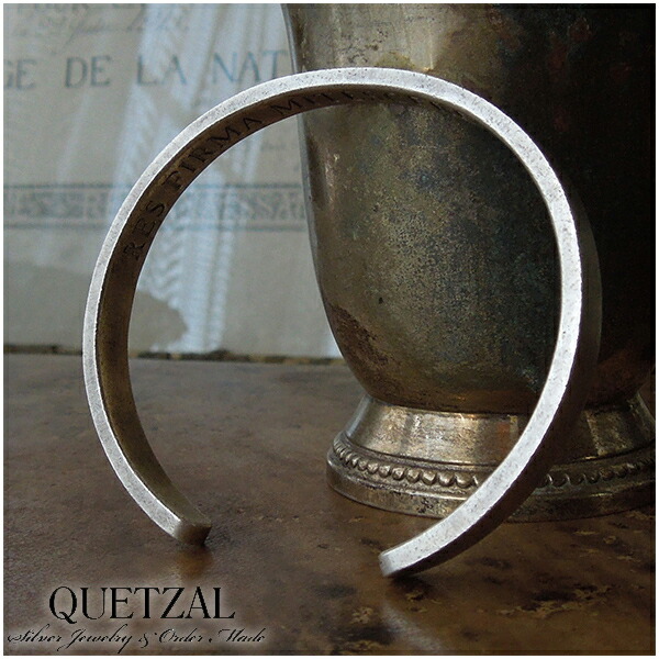 Quetzal フラットバングル ブランド シルバーブレスレット ブレスレット シルバー925 メンズ ケツァール ケツァール Quetzal 100年後のアンティークを目指したクリエイションブランド ケツアール アンティーク ヴィンテージ クラシック ゴシック アラベスク 唐草 美術 腕輪 38,870円