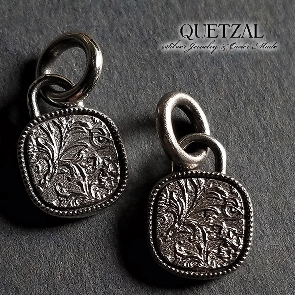 Quetzal スクウェアペンダント ペンダントトップ チェーンなし ブランド シルバーペンダント ネックレス ケツァール Quetzal 100年後のアンティークを目指したクリエイションブランド シルバー925 メンズ ケツアール アンティーク ヴィンテージ クラシック ゴシック