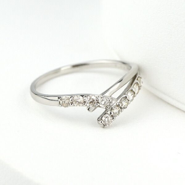 割引クーポン毎日配布中 新品同様 Vライン リング 指輪 プラチナ900