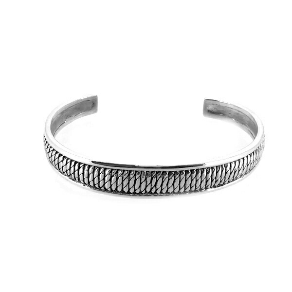 鱗 バングル ハード ヘビ ドラゴン ブレスレット バングル 腕輪 シルバー925 銀 シルバーアクセサリー ハード ヘビ ドラゴン 鱗 ブレスレット バングル 腕輪 シルバー925 銀 シルバーアクセサリー メンズ レディース 男性 女性 アクセサリー ギフト プレゼント おしゃれ