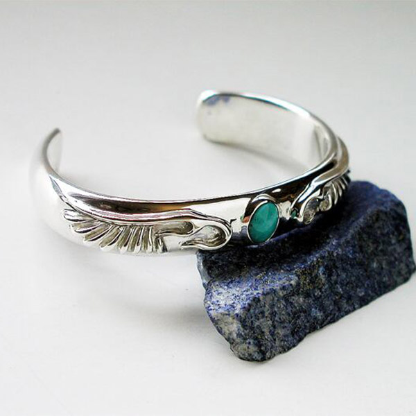 Give Me a Wing ストーン バングル 甲丸 シルバー メンズ シルバー925 ブレス 925 腕輪 a Wing アクセサリー ハード ブレスレット スターリングシルバー パンキッシュ 青 翼 パンク 彼氏 Give かっこいい ブルー 夫