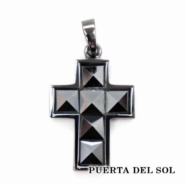 PUERTA DEL SOL ヘマタイト ブラック スタッズクロス ペンダント(チェーンなし) ブラック ヘマタイト シルバー950 ブランド シルバーアクセサリー ユニセックス ブラック SV950 チタンコーティング シルバー950 おしゃれ 銀 銀｜アリゼ 27,170円