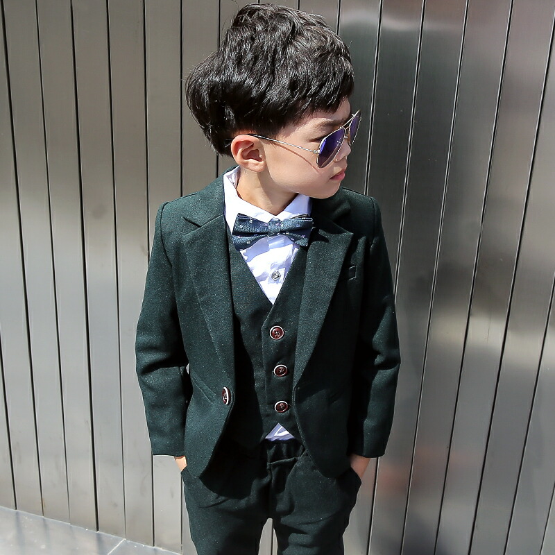 男の子 子供服 スーツ キッズスーツ 4点セット 子供スーツ 男児 卒園式 七五三 タキシード【ジャケット＆ベスト＆パンツ＆蝶ネクタイ】お宮参り 演奏会 発表会 卒業会 入学式 ジュニア服 90 100 110 120 130 140 150 160cm 学校 説明会 フォーマル 上品 長袖 韓国風 緑