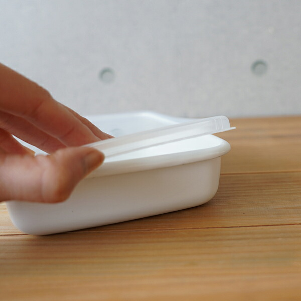 Noda Horo(野田琺瑯) White Series レクタングル シール蓋付き 保存容器《 浅型 S/M/L 》《 深型 S/M/L/LL 》保存容器 四角 角型 ホワイトシリーズ ストッカー ホーロー 密封容器 グラタン 容器 ふた フタ のだ ストック 琺瑯 琺瑯容器 NODAHORO