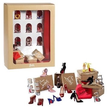 マテル  バービー  ゴールド付け紙  CHRISTIAN LOUBOUTIN クリスチャン・ルブタン  シューズ寄せあわせ お人形さん             建築家 見せびらかす 寄せあわせ 室内装飾 靴 差し上げ物 差し上げ物