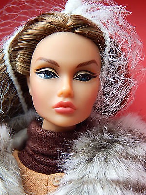 楽天市場 インテグリティトイズ ファッションロイヤリティー ポピー パーカー ワイルドシング バービー All Blue