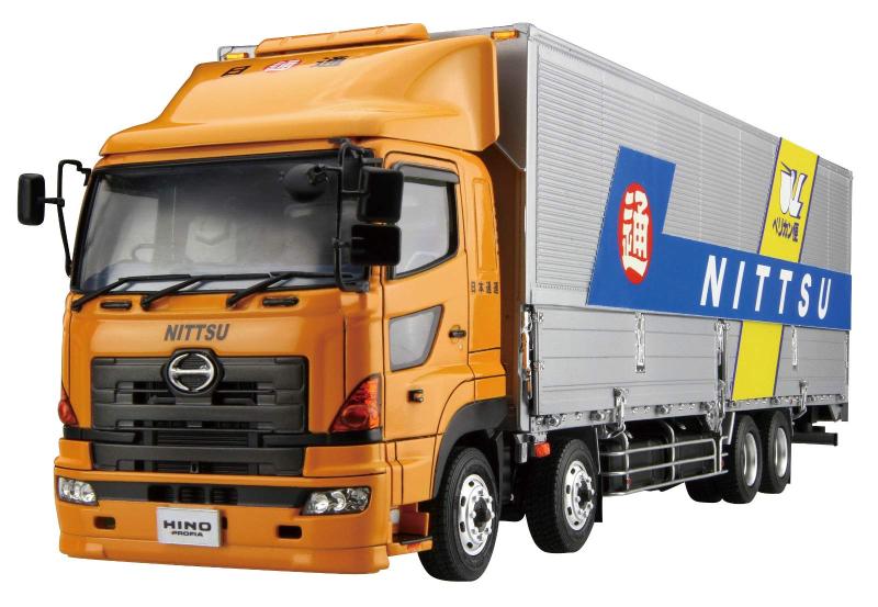 値下げ、送料込みアオシマ ヘビーフレイト　1/32４軸　17プロフィア完成品 値下げ、送料込みアオシマ ヘビーフレイト 1/324軸 17