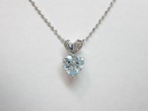 K18WGアクアマリンハート ペンダント ネックレス10P03Dec16【楽ギフ_包装】