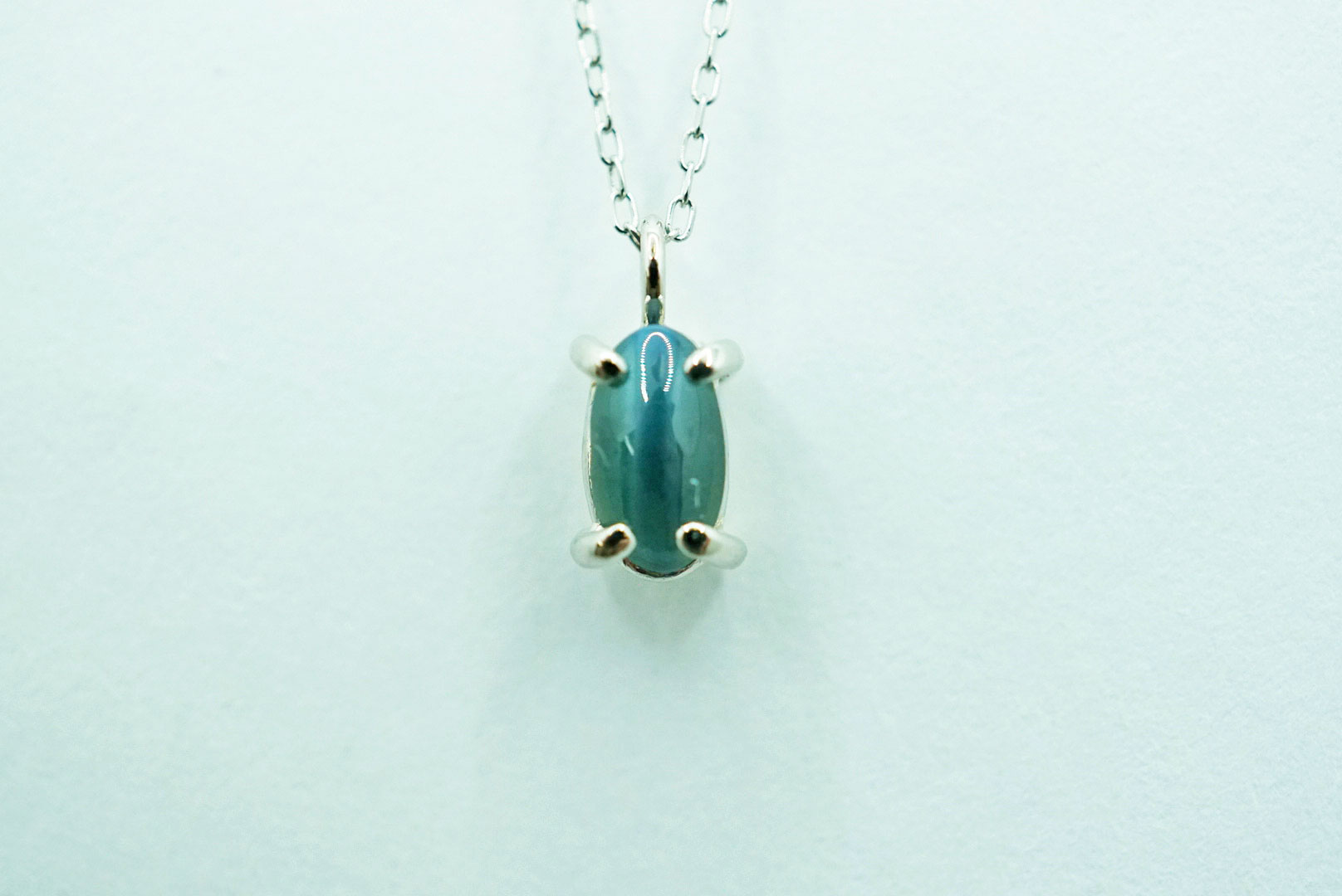 【新作】【レア】【希少】0.74ct PT900 カラーチェンジ アレキサンドライト キャッツアイ 猫目 ネックレス ペンダント【チェーン付属】【誕生石6月】【限定販売】