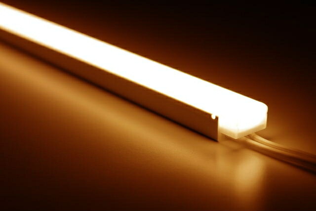 ＴＥＳ ＬＩＧＨＴＩＮＧ コネクタ式間接照明 tiffa(ティファ) TTHシリーズ 明るさ100％タイプ 400タイプ 全長385mm 5.5W 325lm 本体:白色(ホワイト) 電球色 2200K TTH04022 ※受注生産品