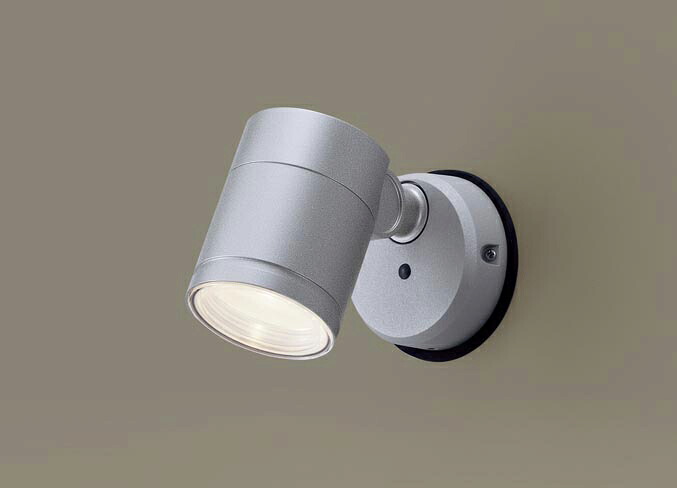 パナソニック　天井直付型・壁直付型　LED（電球色）　エクステリアスポットライト　ビーム角24度・集光タイプ　LEDフラットランプ交換型・防雨型　パネル付型　110Vダイクール電球60形1灯器具相当　（ランプ付）　XLGE1724CM1(LGW41001+LLD20207CM1)