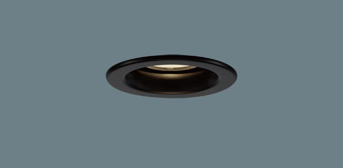 パナソニック ＬＥＤダウンライト 一般タイプ（遮光角15°) 埋込穴７５ｍｍ 温白色(３５００Ｋ) 集光２４°中角 白熱電球６０形器具相当 (ＬＥＤランプ付き) ブラックつや消し 高気密SB形 専用調光器対応 XSZD1021VCB1(LGD9011+LLD2421VCB1)