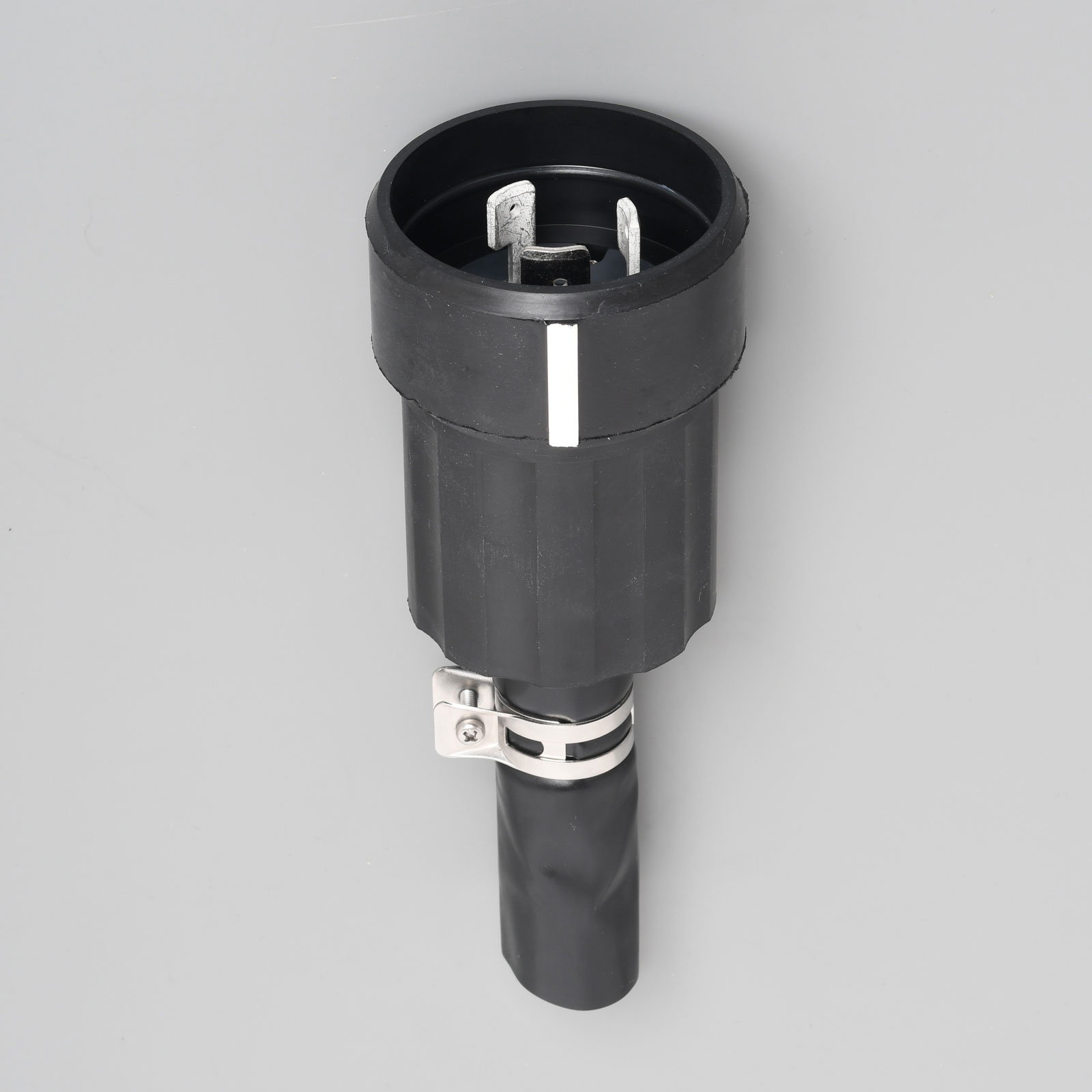 アメリカン電機 3P 60A 250V 引掛形防水形プラグ 3622RW
