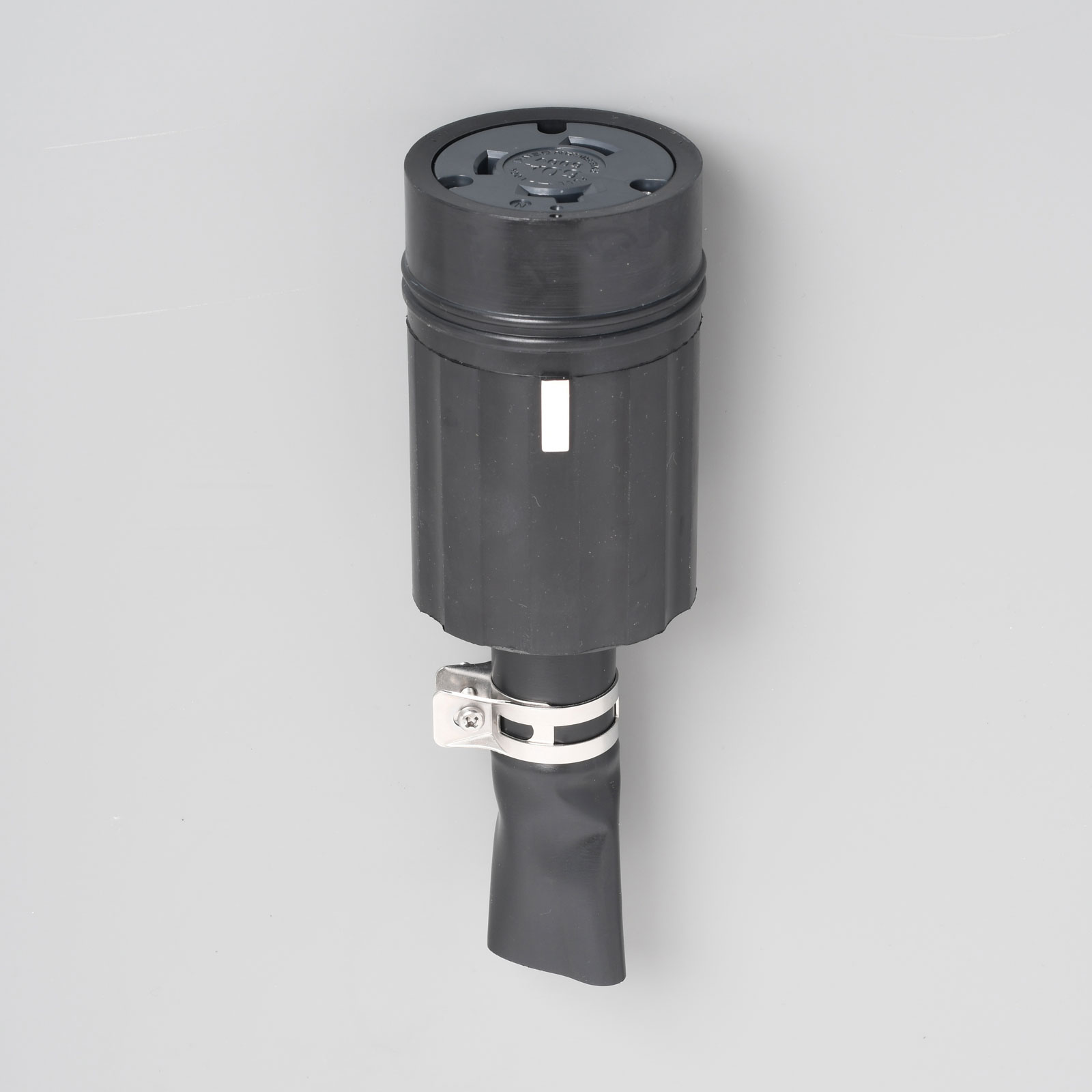 アメリカン電機 3P 60A 600V 引掛形 防水形コードコネクタボディ(ゴムカバー) 3664RW|オールライト