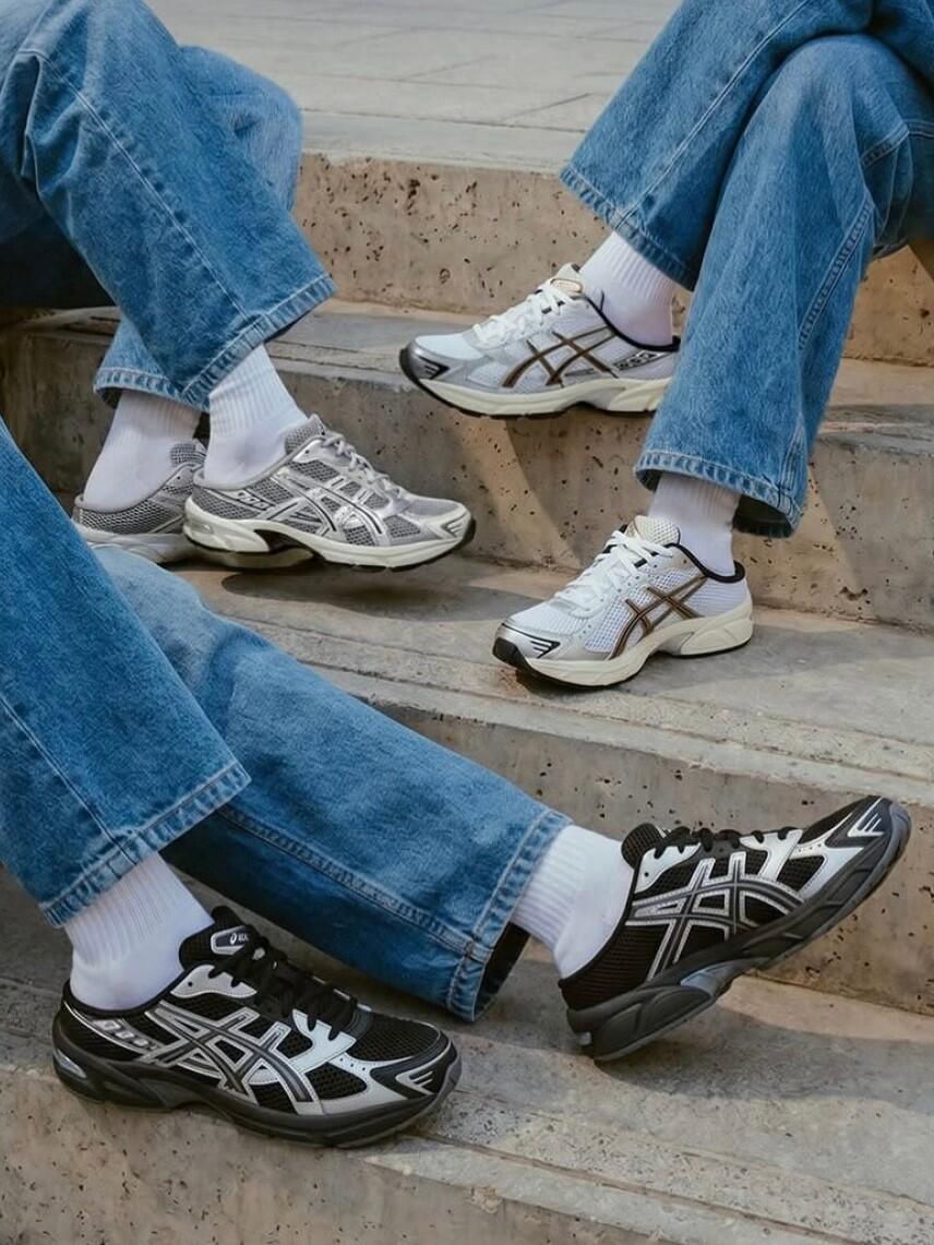 日本未入荷 Asics Gel-1130 アシックス ゲル1130 ミュール Mule Black Graphite Grey ブラックグレー 男女兼用 スリッパ 1203B048-001｜jelly 22,719円