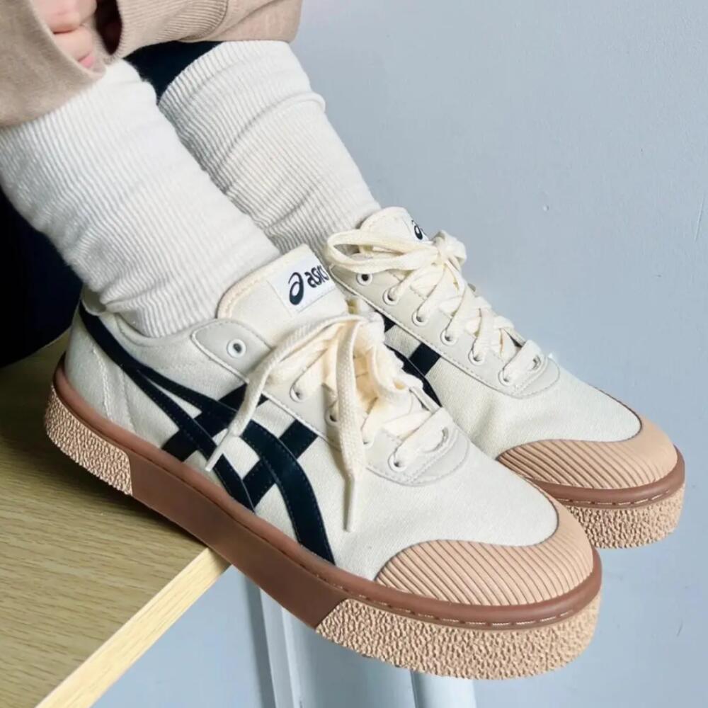 日本未入荷 ASICS Court アシックス コートトレイル ヴィンテージ ベーシック 男女兼用スニーカー Trail Vintage Basic 1203A146-021｜jelly 13,860円