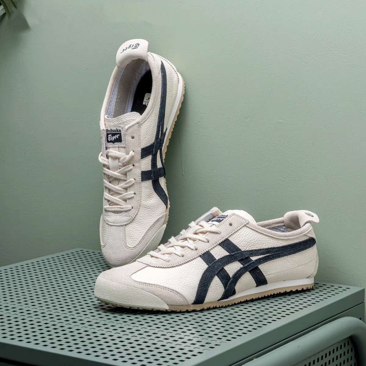 楽天市場】日本未入荷 Onitsuka Tiger Mexico 66 オニツカ