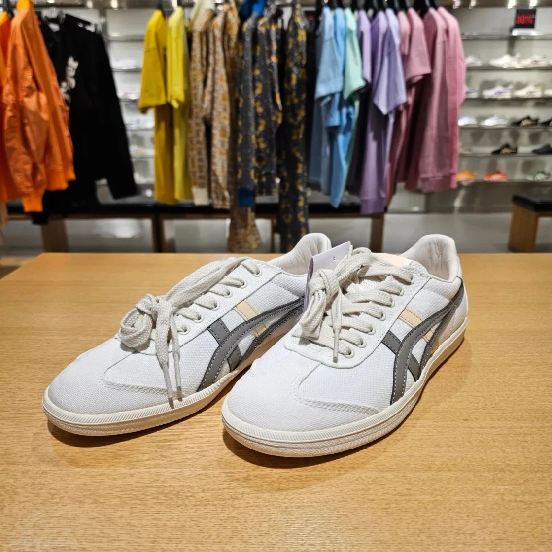 楽天市場】日本未発売 OnitsukaTiger Tokuten White Green Gum