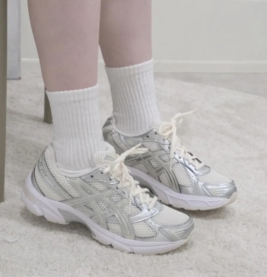 楽天市場】ASICS アシックス スニーカー GEL-1130 OYSTER GREY CLAY