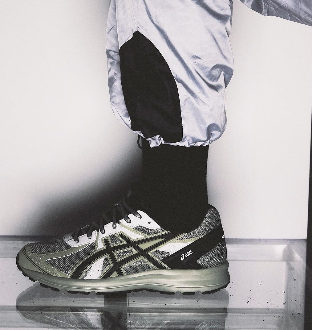 楽天市場】日本未発売 ASICS Gel Flux4 アシックス ゲル