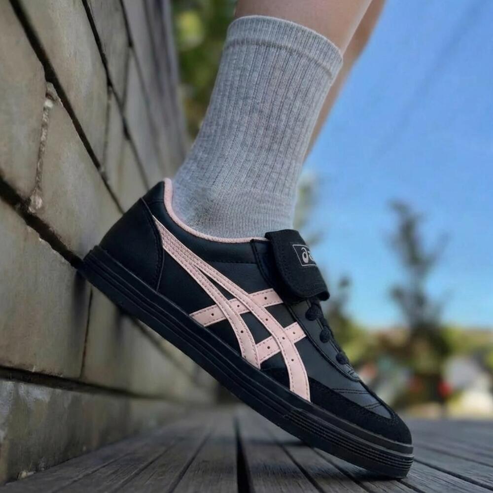 日本未入荷 Asics Aaron 2.0 Retro Versatile アシックス アロン ＦＲＧスニーカー サクラ色 レディーススニーカー 1203B145-001