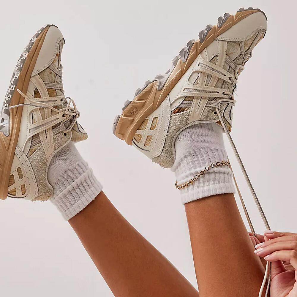日本未入荷 Asics アシックス 先だつもの ソノマ 皮膚軟化剤 Gel-Sonoma 15-50 Cream Oatmeal レディーススニーカー 1201A818-100
