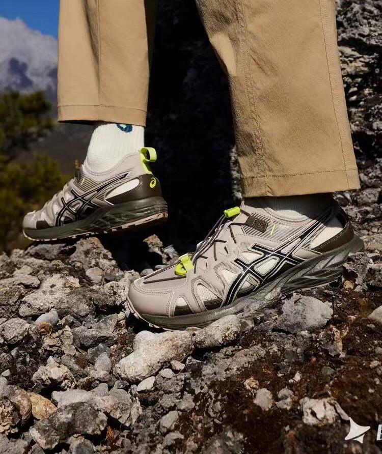 日本未入荷 Asics Gel sonoma SE RIVER アシックス ゲルソノマ SE リバー 赤銅色 トラッキング アウトドアサンダル 1203A670-203