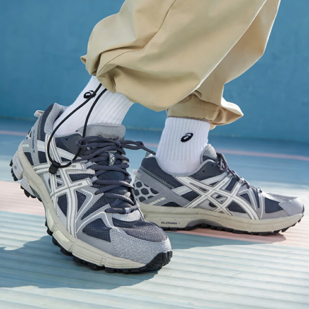 日本未入荷 Asics Gel-Kahana 8 アシックス 先だつもの カハナ8 レトロ 薄墨色 男女兼用スニーカー 1203B133-022