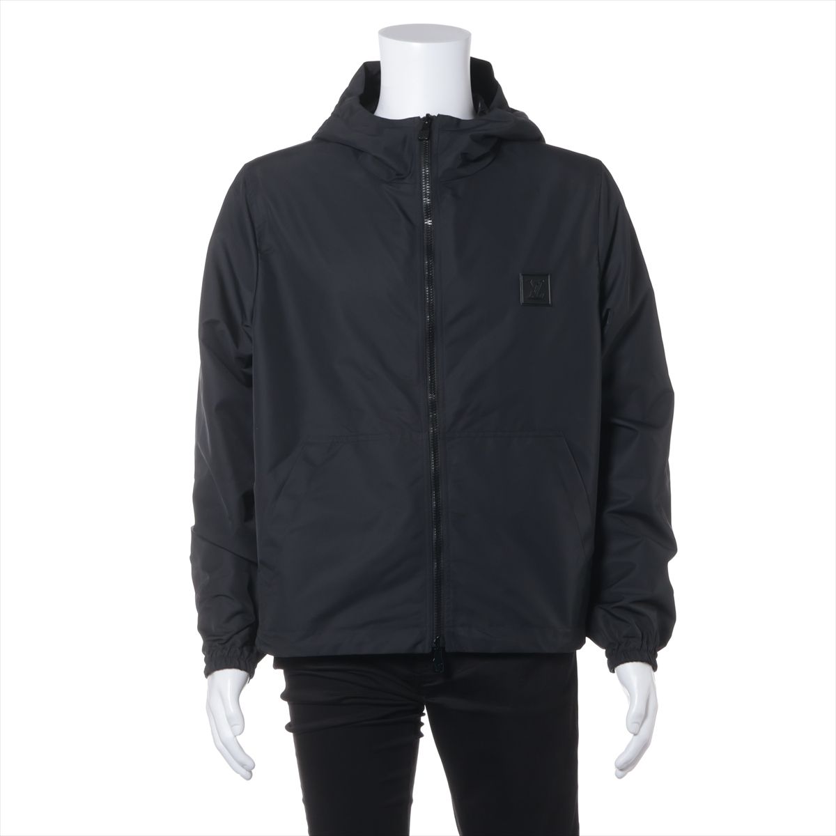 【中古】ヴィトン 25SS ナイロン 上衣 48 メンズ 黒いこと  RM251Q モノグラム リヴァーシブル