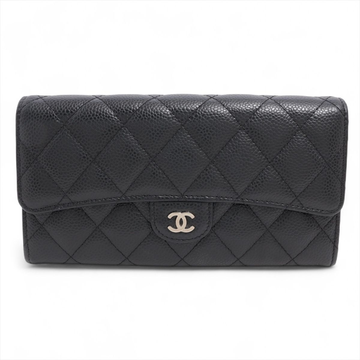 【中古】シャネル マトラッセ キャビアひと肌 ロングウォレット 黒いこと しろがね色金具 22番台