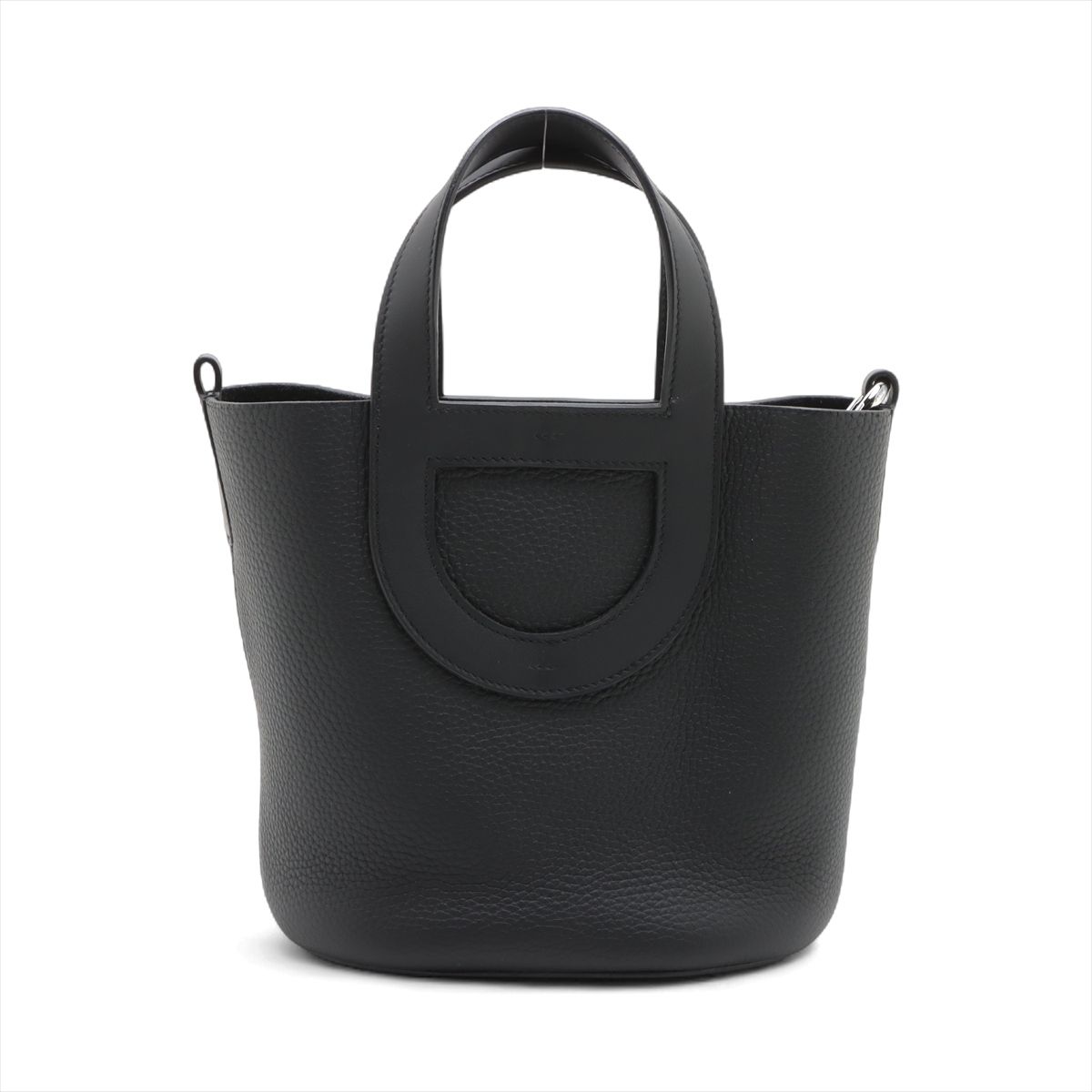 【中古】エルメス インザループ18 トリヨンクレマンス×ヴォースイフト 黒いこと しろがね色金具 K:2025年