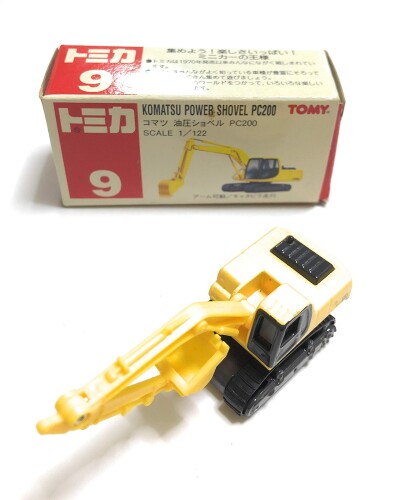 トミカダンディ DK-001 コマツ パワーショベル PC200 Amazon.co.jp: コマツパワーショベル PC200 トミカダンディ DK