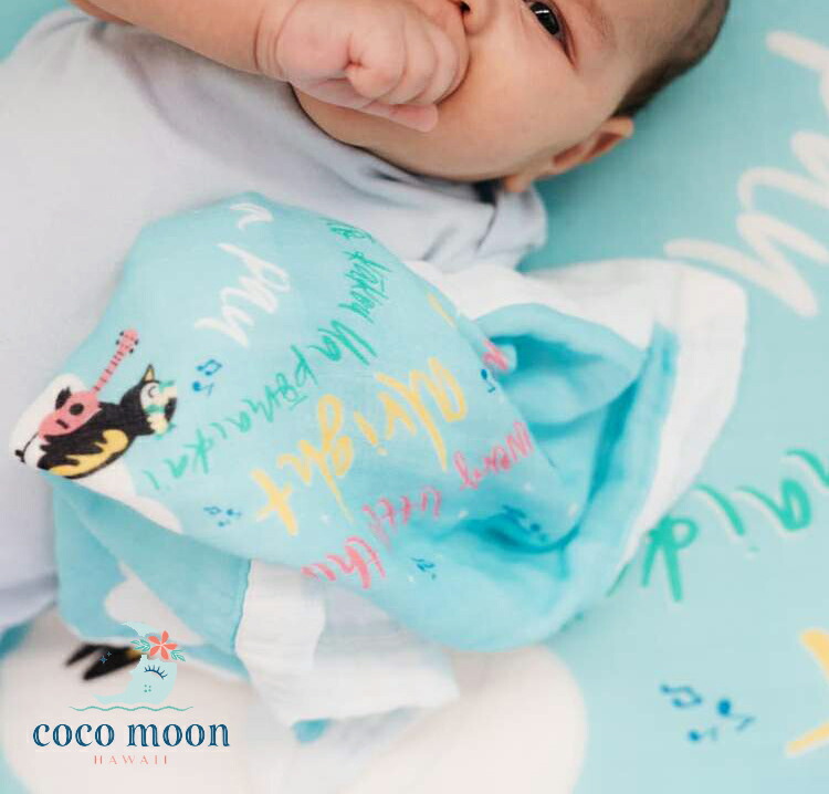 楽天市場】【Coco Moon（ココムーン）】ブランケット（Surf Report サーフレポート）セキュリティブランケットスワドル Swaddle  ガーゼ ひざ掛け赤ちゃん ベビー 新生児 男の子 女の子出産祝い ギフト プレゼントハワイ ハワイアン雑貨 お土産 : ALOHA Diaries  ハワイ ...