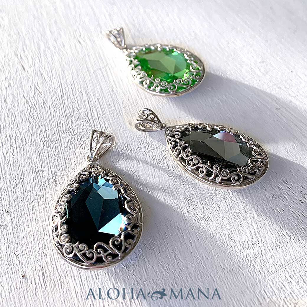 輝く高品質な ネックレス ハワイアンジュエリー アクセサリー レディース 女性 スワロフスキー 大粒 ビジュー ドロップ ペンダント シルバー 925 Apd10 アロハマナ 人気絶頂 Nanonama Com