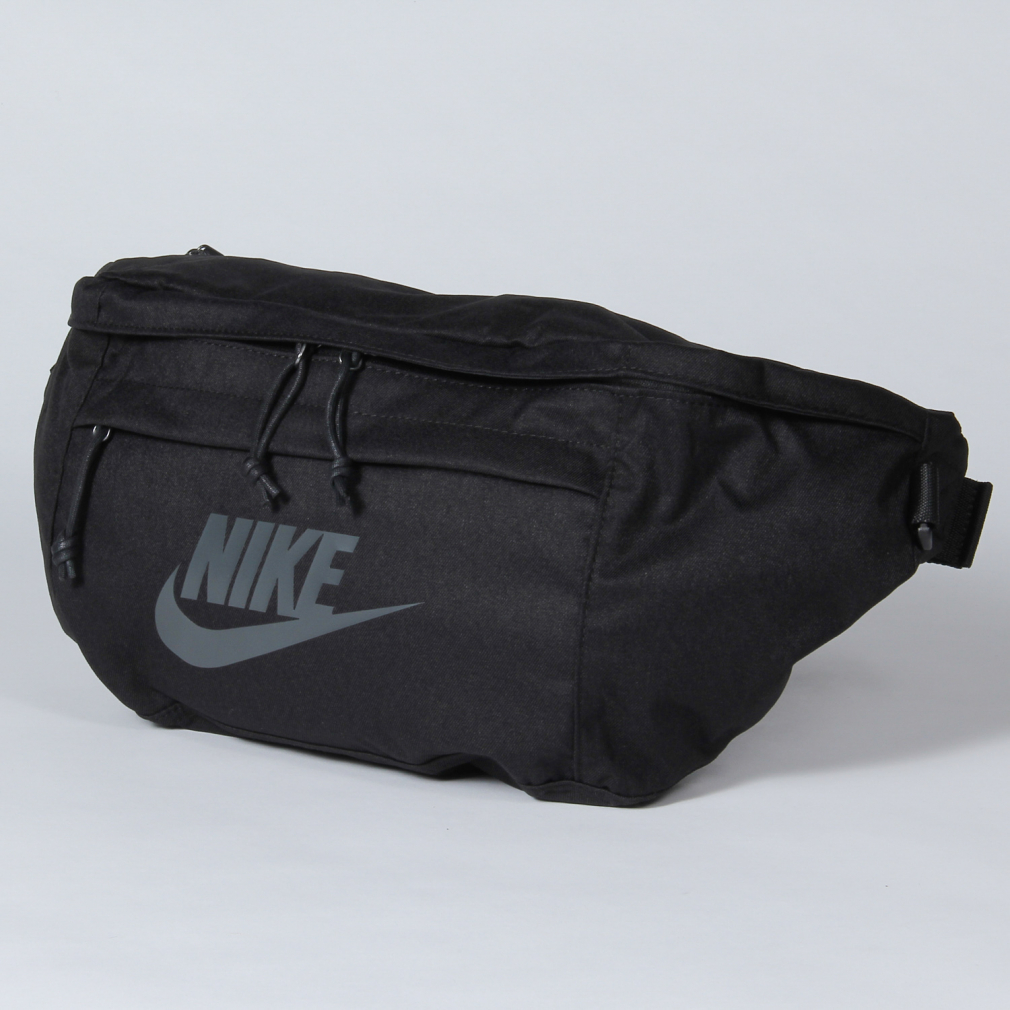 nike hip tech pack