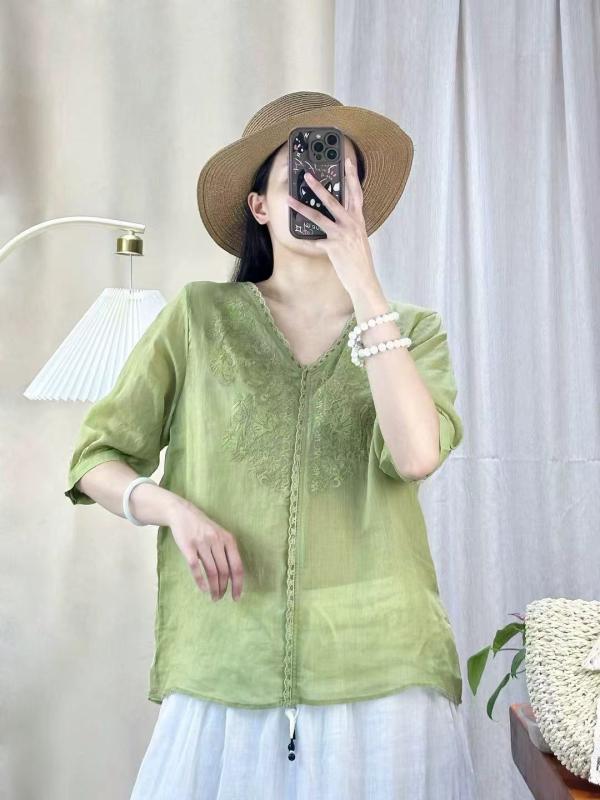 Tシャツ 女性用 春夏 切り替え 花辺 Vネック 刺繍 包縁 軽薄 文? セットイン トップス 伸縮性 吸湿速乾 コットン混 ブラック ピンク系 アイボリー カジュアル 普段使い 軽量 通勤 通年|ヘルスケアアルファ店