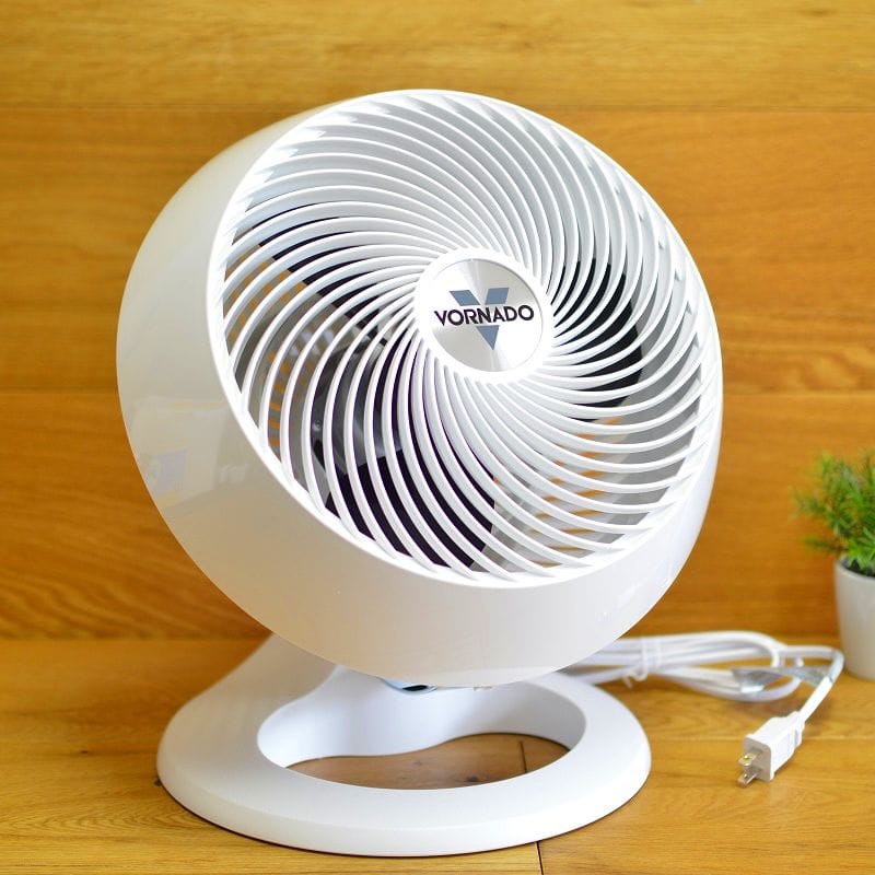 ボルネードサーキュレーター Swing Free Electric Fan Vornado 660 Whole Room Air Circulator