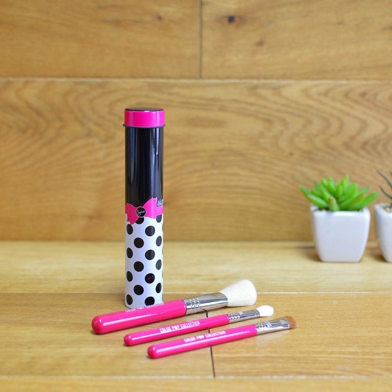 Sigma プレミアムメイク用ブラシ　新品 楽天市場】シグマ メイクブラシセット 15種 プレミアムキット Sigma