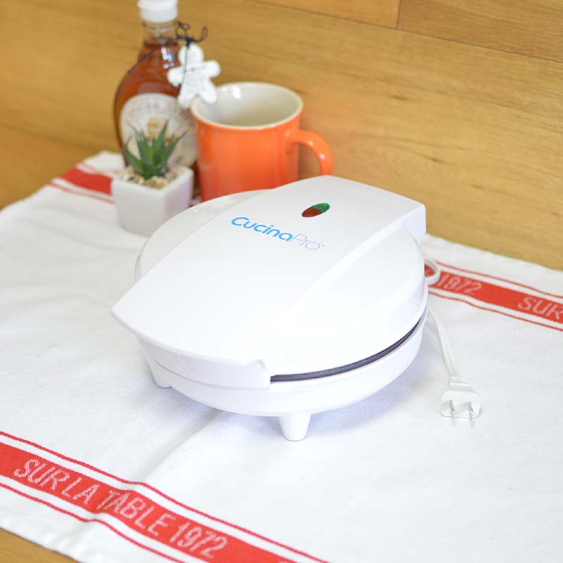 家庭用 ワッフルコーン ワッフルボウルメーカー クッチーナプロ 白 CucinaPro Waffle Cone and Bowl Maker 1750 家電 12,950円