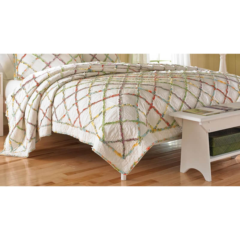 ローラアシュレイ キルト コットン アップリケ フリル ダイヤ模様 ※枕は含まれません Laura Ashley Ruffled Garden Cotton Quilt｜アルファエスパス米国店 33,657円