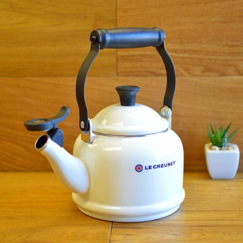 ル・クルーゼ 笛吹き湯沸かし デミ 1.1L IH相応う ルクルーゼ 湯沸かし Le Creuset Demi Kettle Enamel-on-Steel 1-1/4-Quart