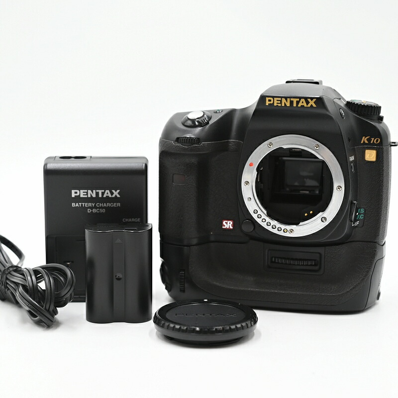 PENTAX ペンタックス K10D グランプリパッケージ デジタル一眼レフカメラ (ショット数6117枚) デジタル一眼レフカメラ 【中古】